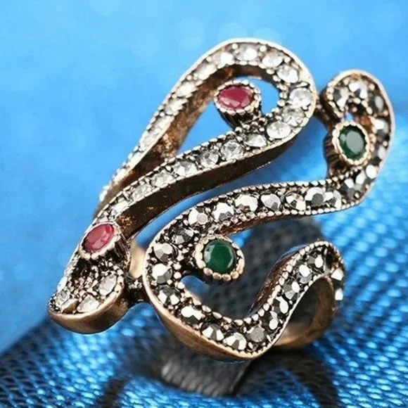 Unique Ethnic Filled Resin Antique Gold Ring - Picture 5 of 10